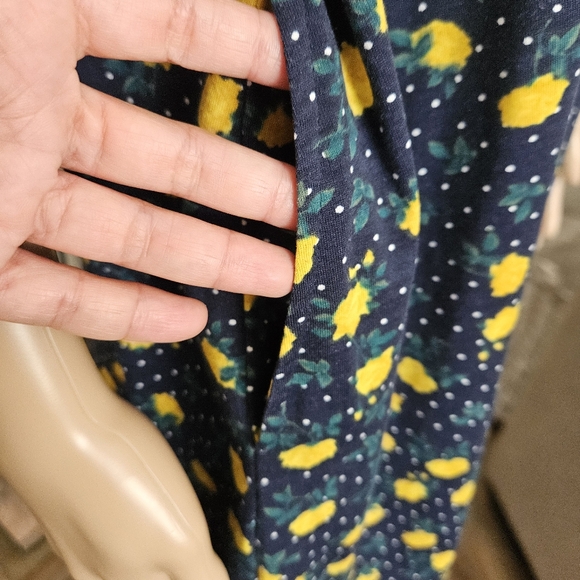 Lularoe dress plus size 3XL blue yellow roses floral scoop neck short sleeves - Picture 4 of 14